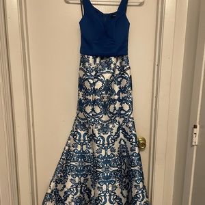 Von Maur Homecoming/prom 2pc dress. Never worn. Size 1.